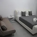 아파트 Unique Leta