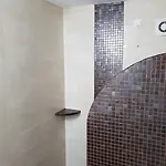 Unique Leta 아파트 *