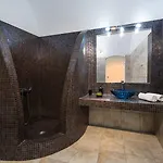 Unique Leta * ثيرا