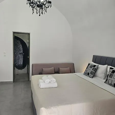 Unique Leta Φηρά