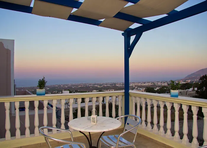 Unique Leta Fira (Santorini)