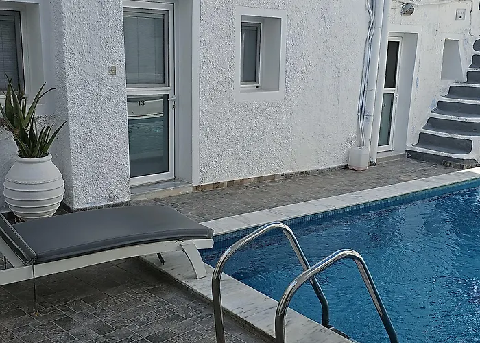 Unique Leta Lejlighed Fira (Santorini)