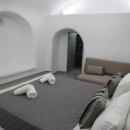 Apartman Unique Leta Fíra