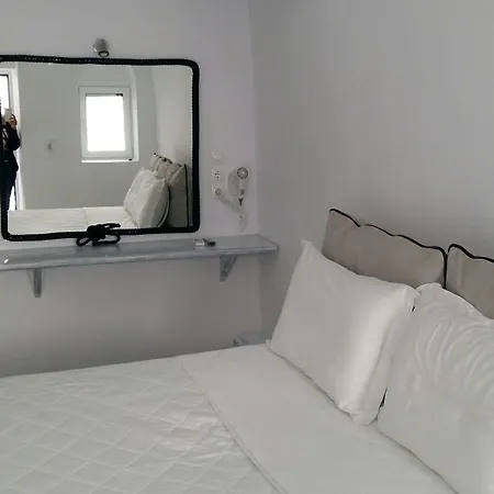 Unique Leta * Fira (Santorini)