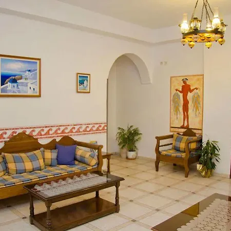 Unique Leta Apartament Fira (Santorini)